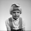 B-0233-fru gunnarsson barn webb